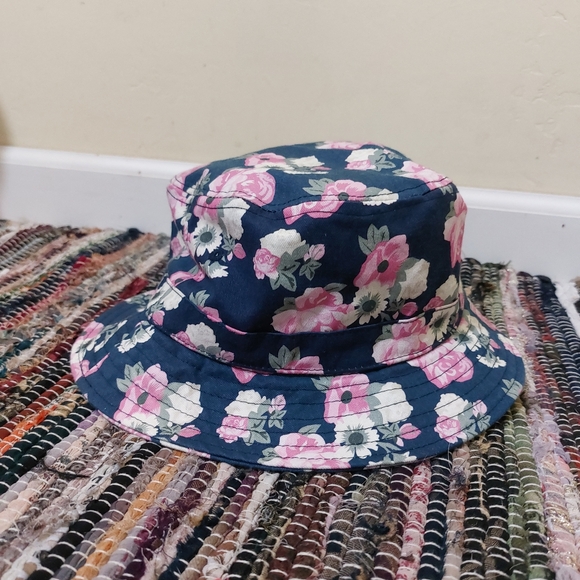 UO Urban Outfitters Navy Blue Floral Print Bucket Hat Unisex Mens Womens - Picture 3 of 8